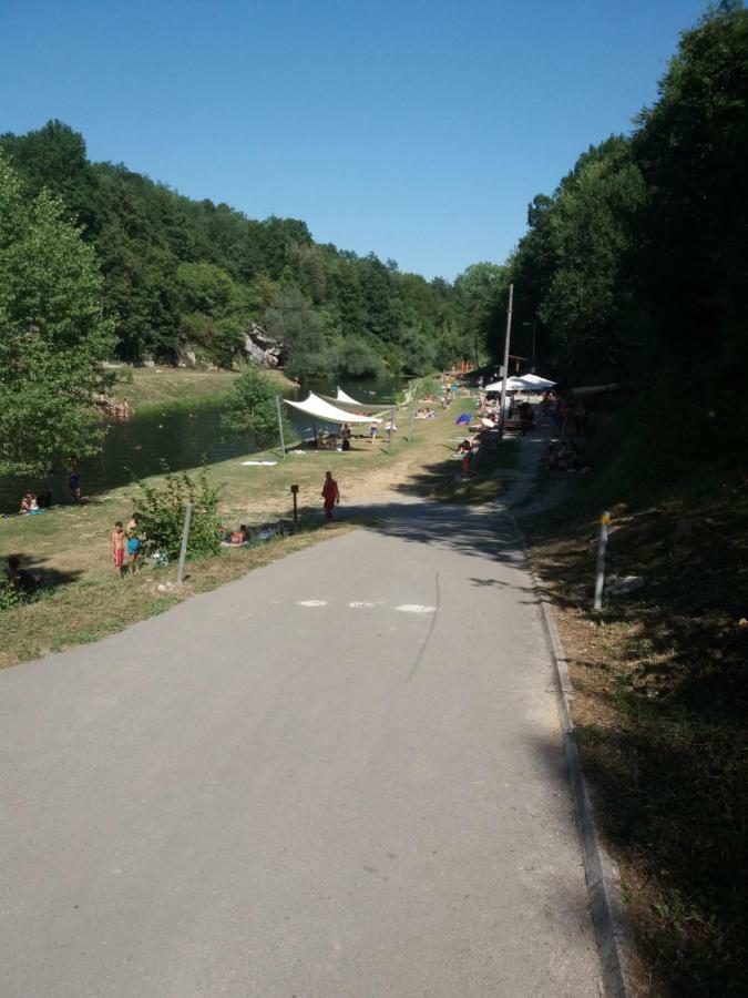 Rooms Grizzly Slunj Exterior foto